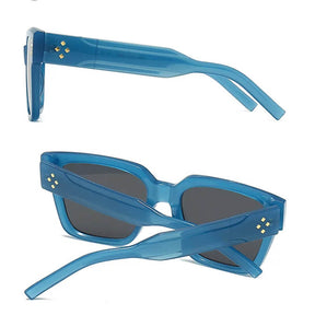 Óculos feminino Aludra, armação em polimeros plásticos com lentes em policarbonato com proteção, UVA e UVB400,  e certificado CE de qualidade, Loja Livre Arbítrio