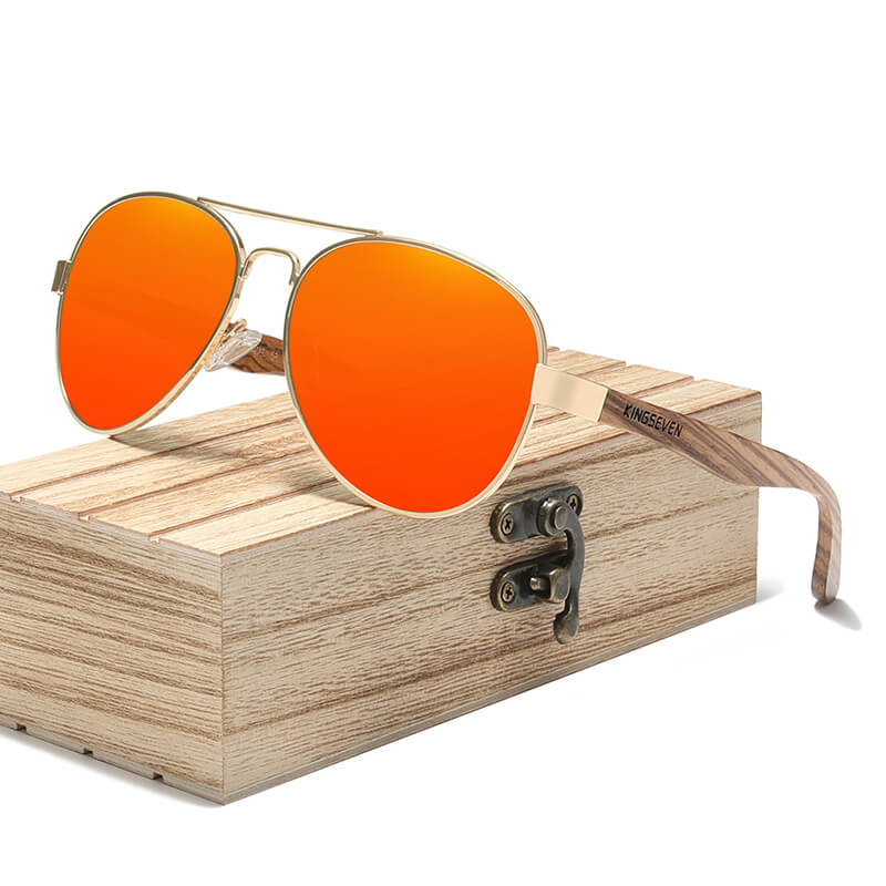 Óculos de Sol Masculino com armação em metal e Madeira natural nobre, lentes polarizadas de polímeros plásticos de alta densidade com proteção UV400.
